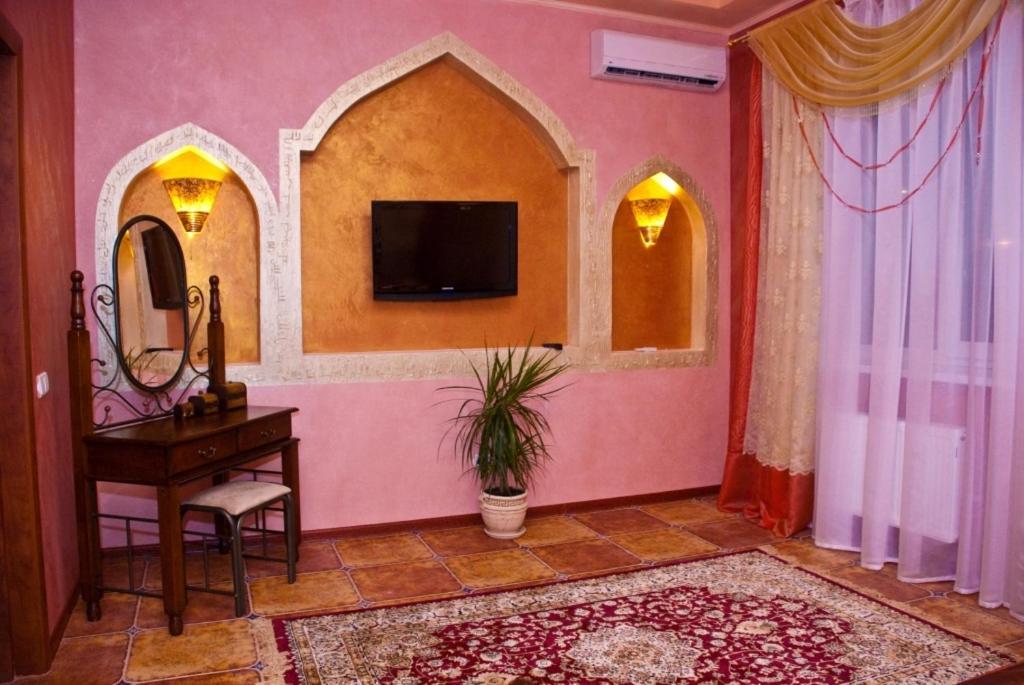 Coliseum Hotel Khmelʼnytsʼkyy Kamer foto